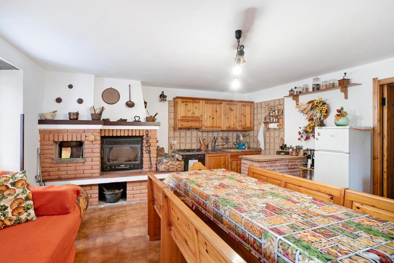 Ca De Baci Apartment Vessalico Luaran gambar