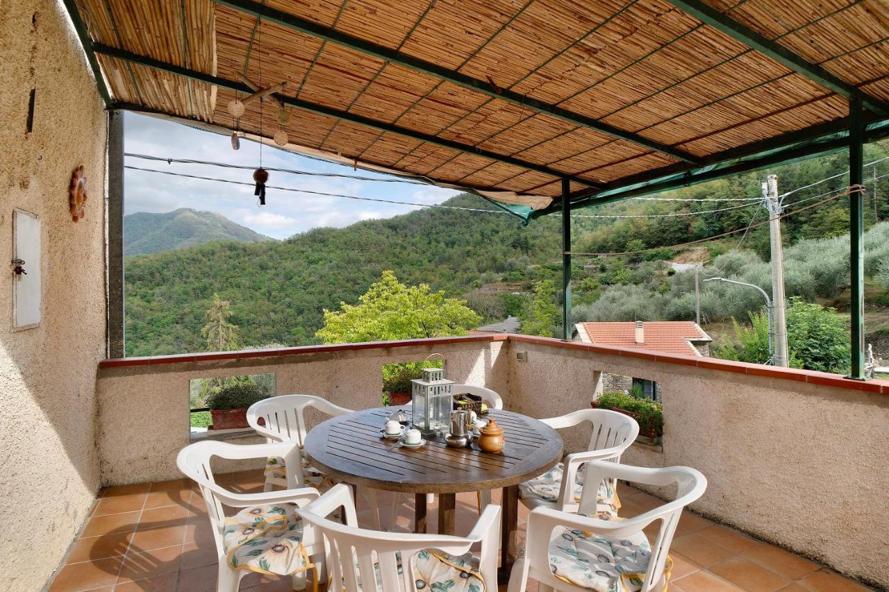 Ca De Baci Apartment Vessalico Luaran gambar